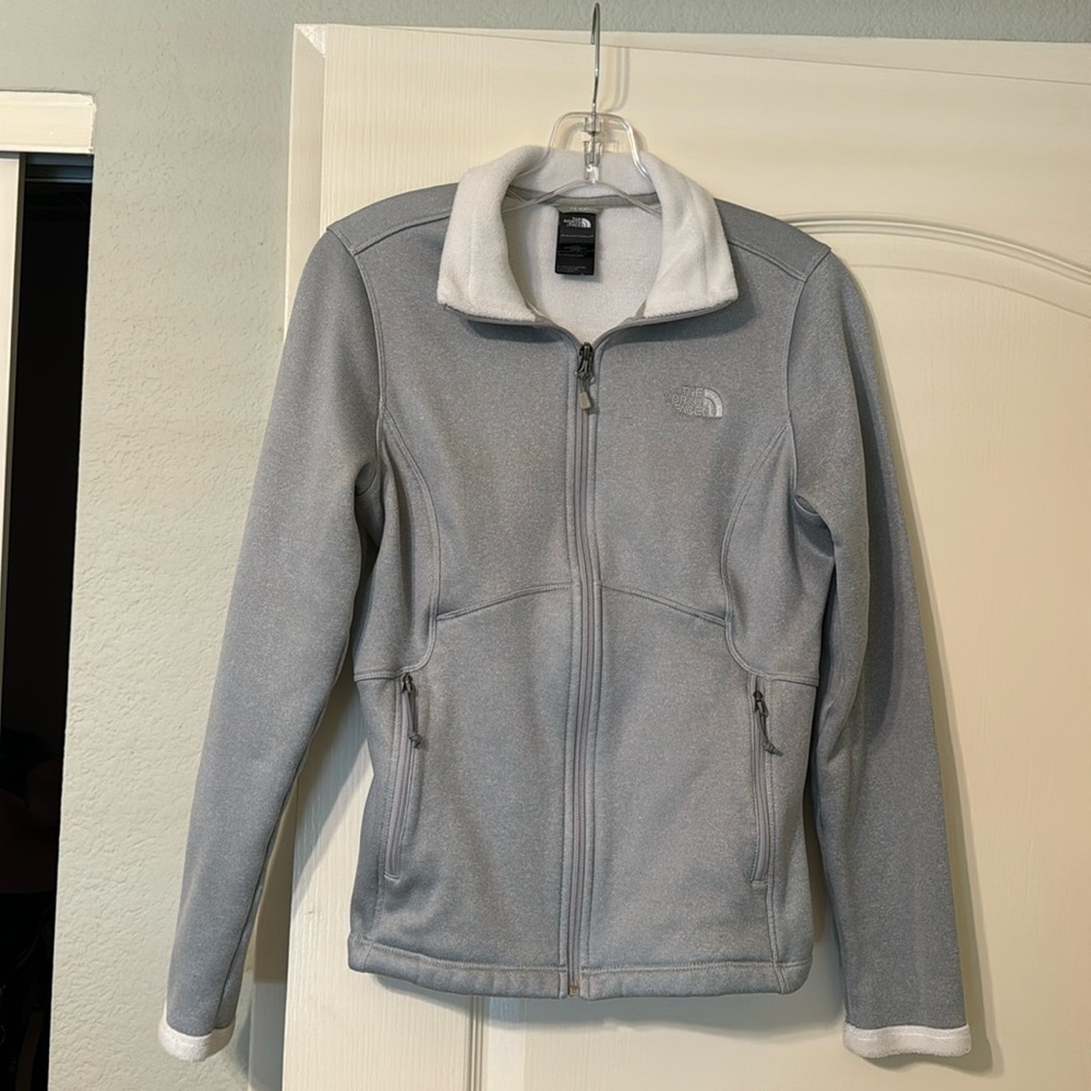 The North Face fleece jacket. Only wear once.